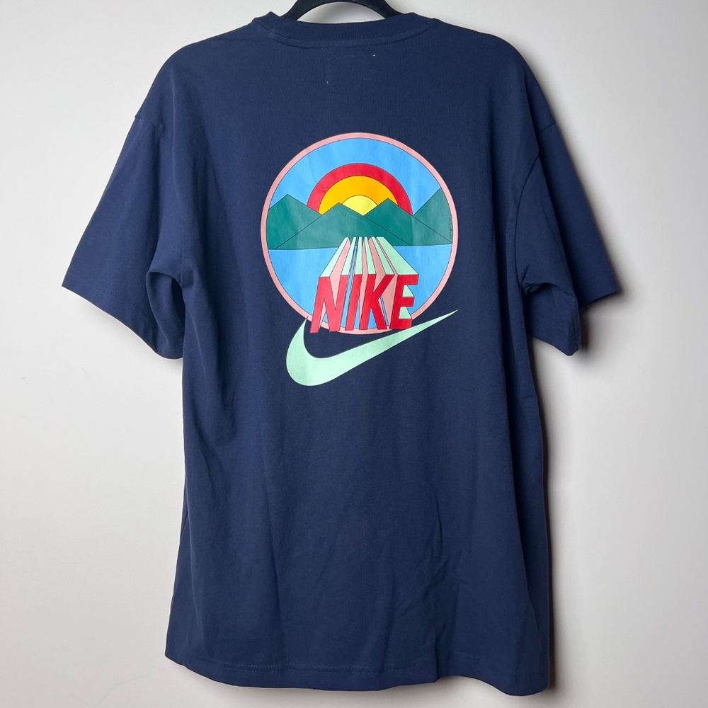 Nike Short Sleeve Adult Unisex Blue T-Shirt Logo and Mountain Sun Scene Medium - Picture 7 of 7